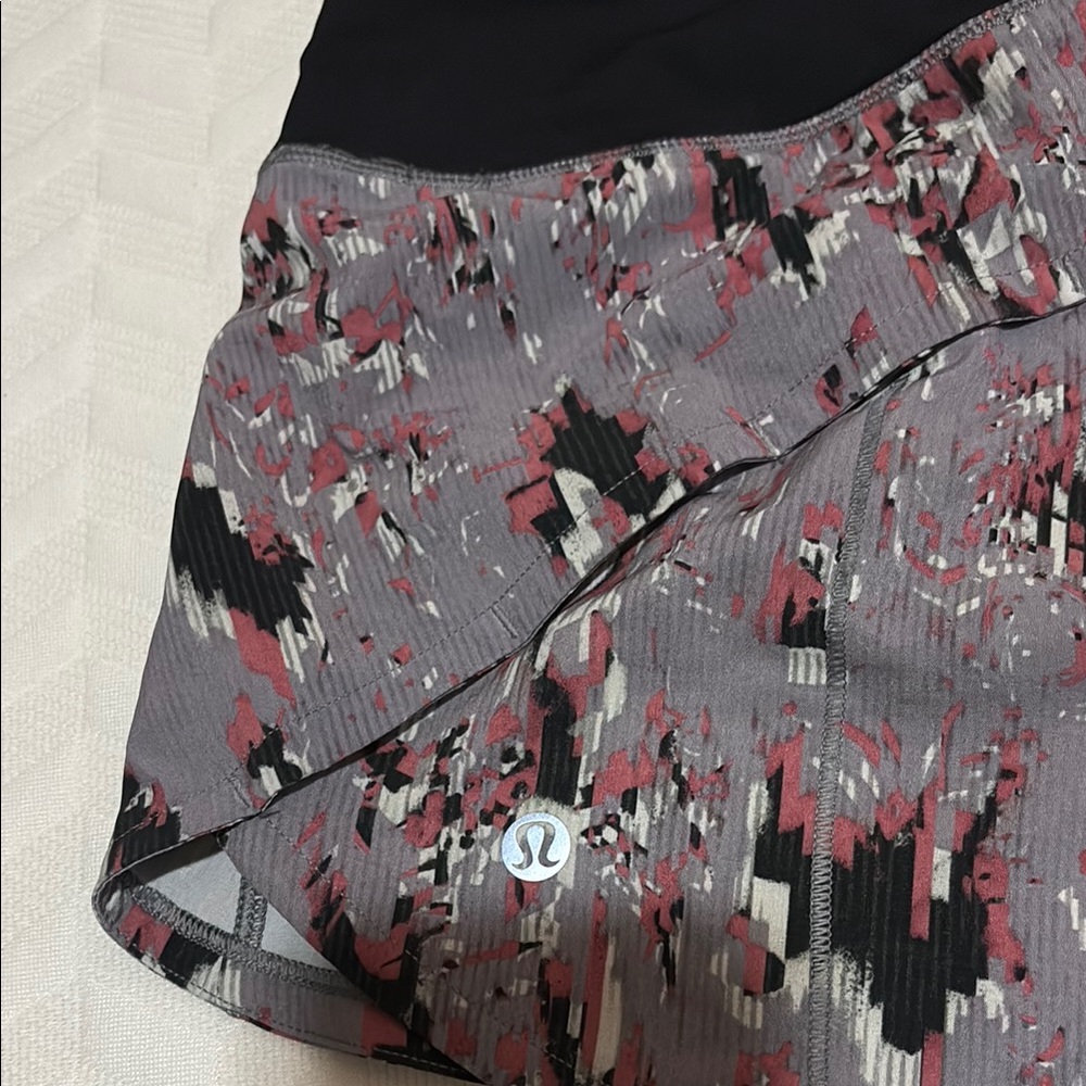 Lululemon Abstract Patterned Athletic Shorts - image 6
